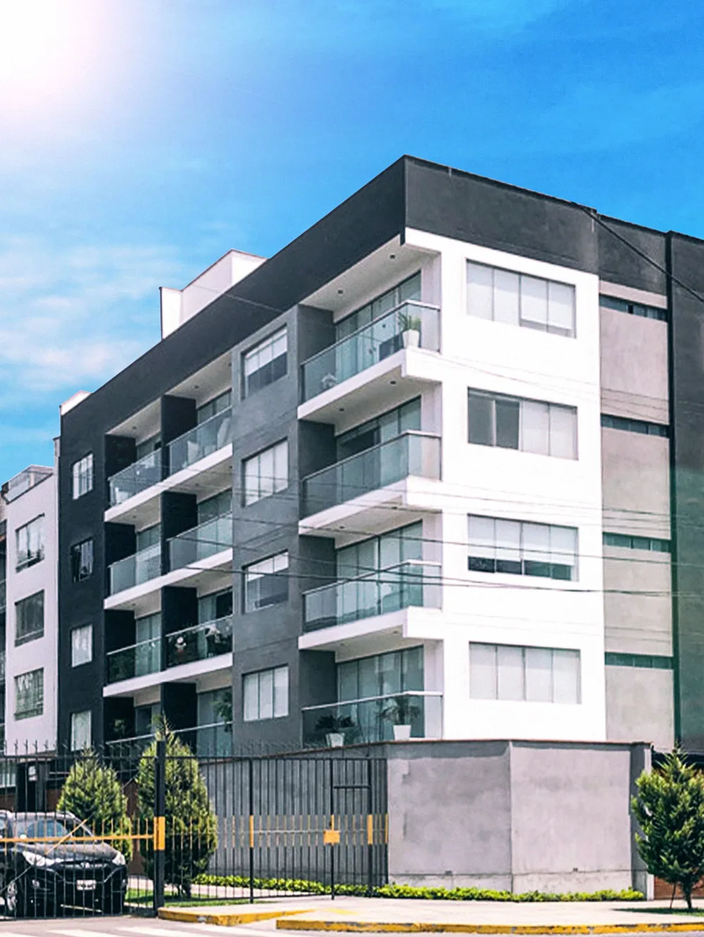 Edificio Casuarinas, Surco