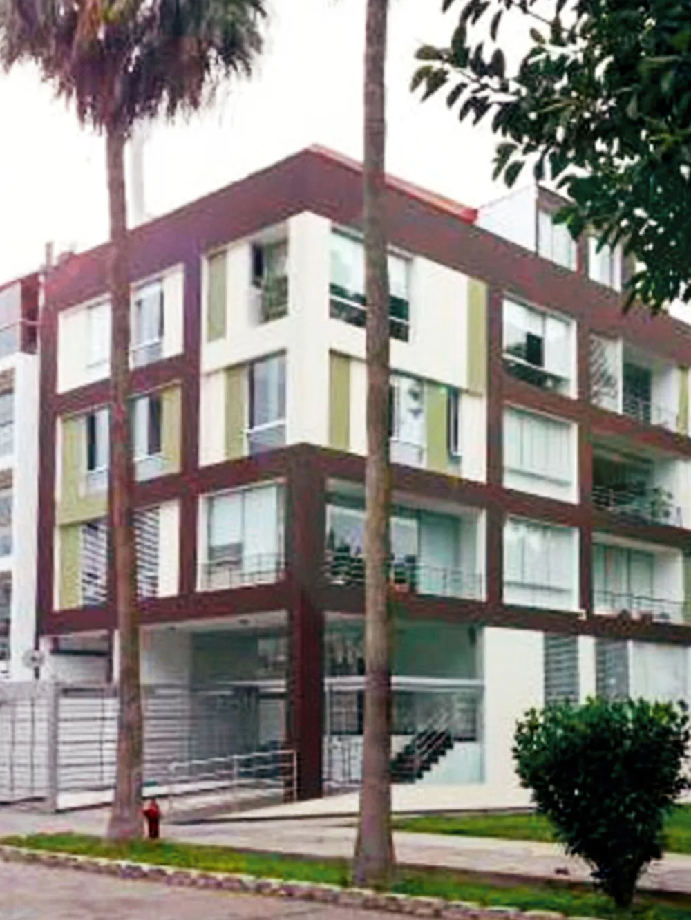 Edificio Manglares, Surco